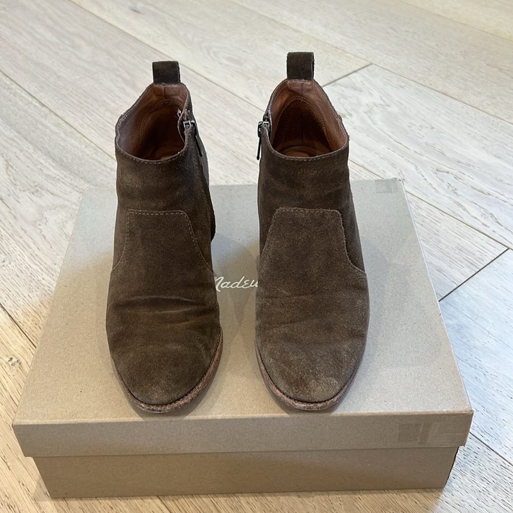 Madewell Suede Ankle Boots in Size 8
